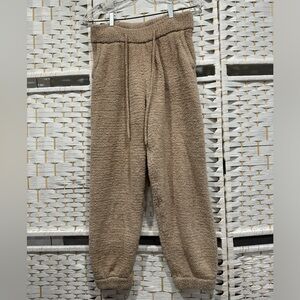 Abercrombie & Fitch Soft A&F Collection Jogger Pants (Size M)